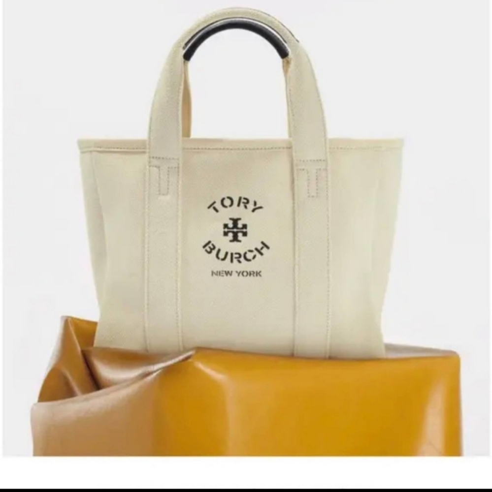 💥 Limited Edition 💥 Tory Burch Canvas Tote NWOT